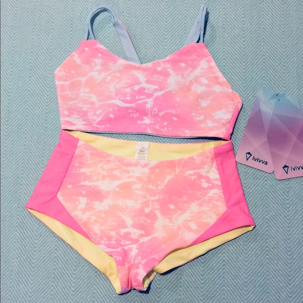 Ivivva by Lululemon NWOT reversible swimsuit sz 14